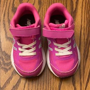 New Balance Runner toddle shoes size 7